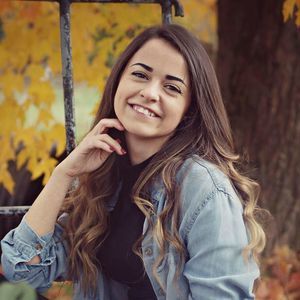 Meet your Posher, Vicky